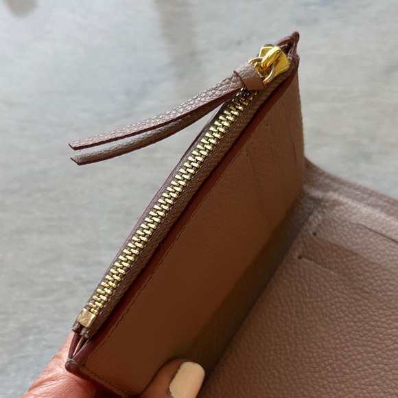 🔥💥Louis Vuitton❤️🩷 Brown Monogram Wallet Compact Design - Picture 8 of 16